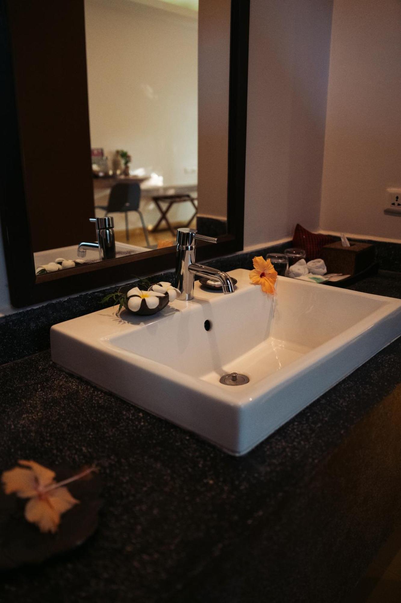 Battambang Resort Ngoại thất bức ảnh